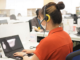 電話でお問い合わせ