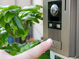 専門スタッフが訪問